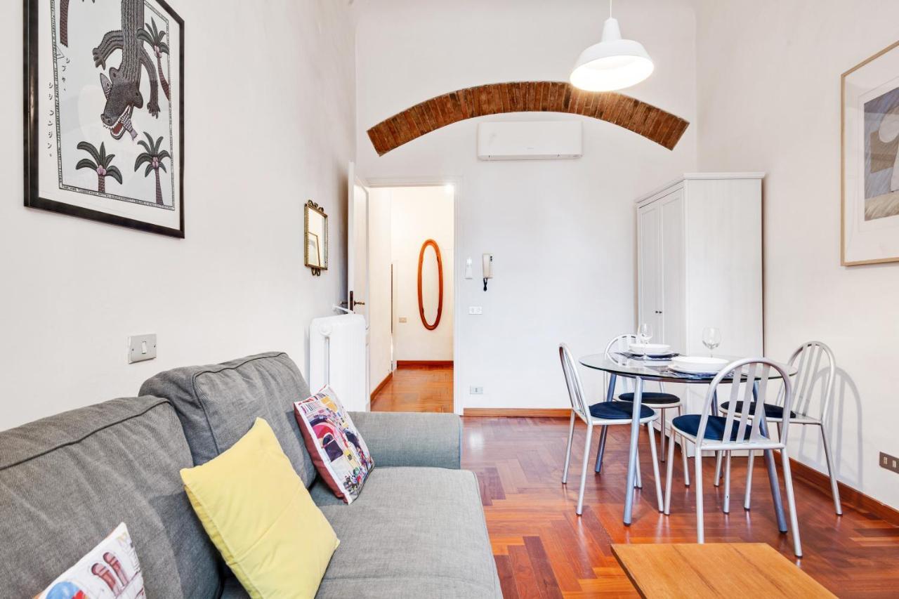 פירנצה Porta Rossa Apartments Near Ponte Vecchio מראה חיצוני תמונה