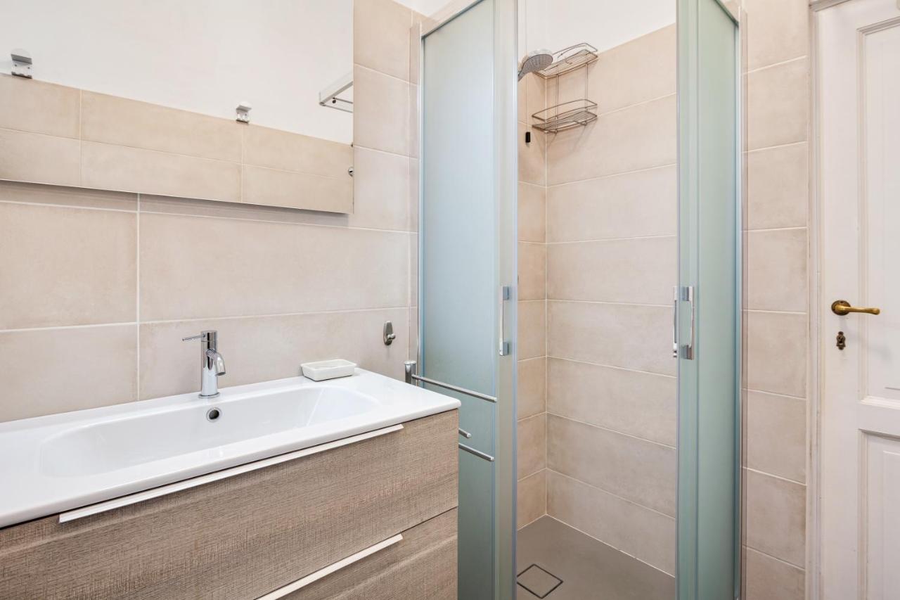 פירנצה Porta Rossa Apartments Near Ponte Vecchio מראה חיצוני תמונה